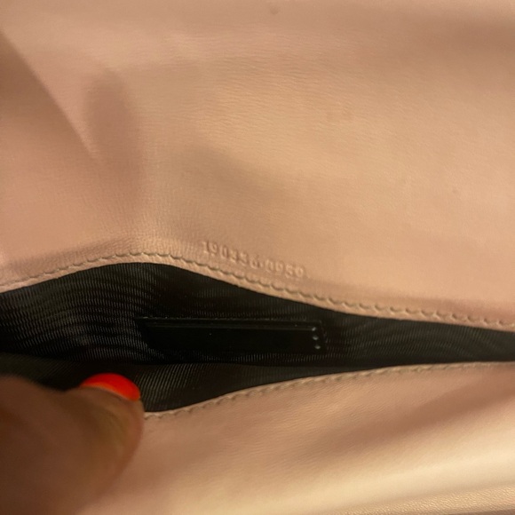 EUC Gucci Guccisima Pink Trifold wallet - Picture 4 of 7